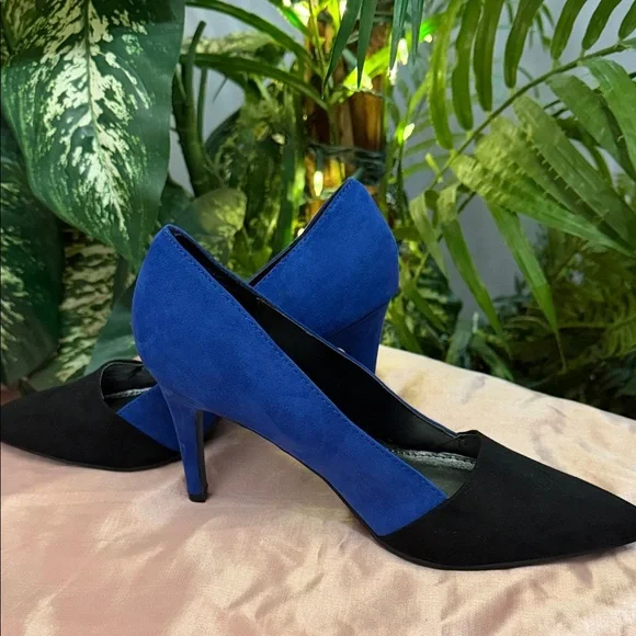 Jaclyn Smith Suede Heels Pointed Toe Heels | Chic Evening Statement - Picture 2 of 8